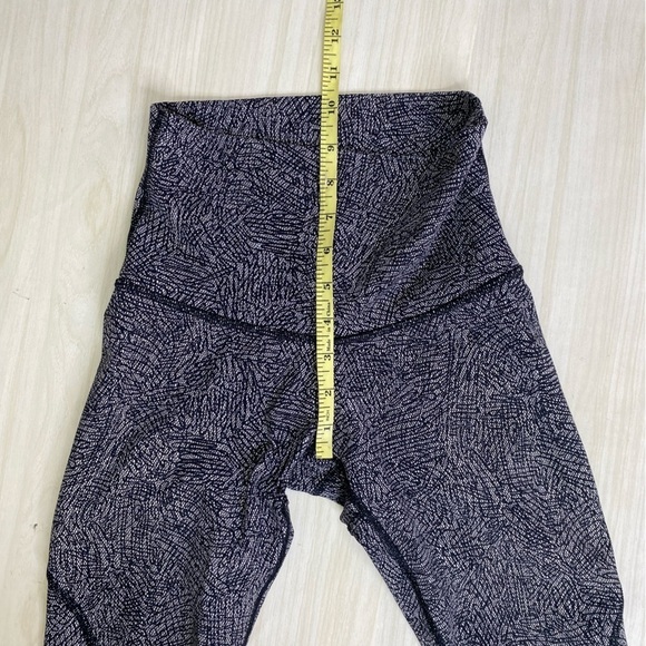 Lululemon High Times Black white leggings size 2 - Picture 5 of 11